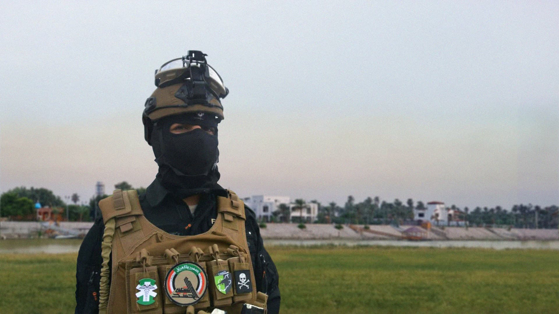 صورة الحشد الشعبي يدعو السوداني بالتفضل إلى بساتين دجلة بالقرب من مزرعة شبل الزيدي لزيارة معتقلي الرأي الذين لم يجدهم في السجون